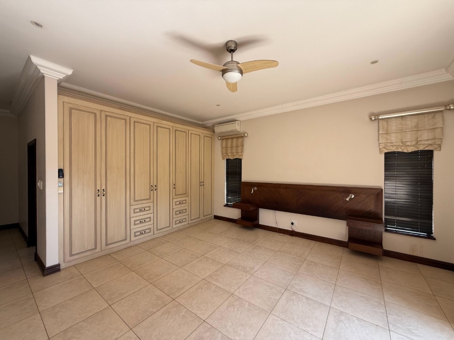 4 Bedroom Property for Sale in WestLake Country Safari Estate North West